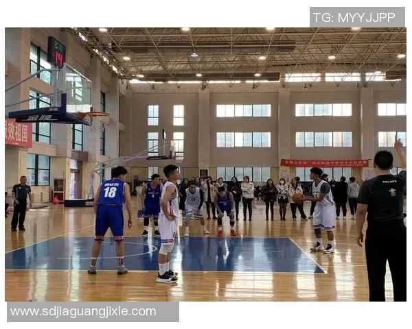 篮球团队协作实力对比成都篮球队荣获第三名佳绩分析 篮球团队协作实力对比成都篮球队荣获第三名佳绩分析